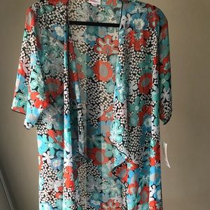 BNWT LuLaRoe Small Shirley